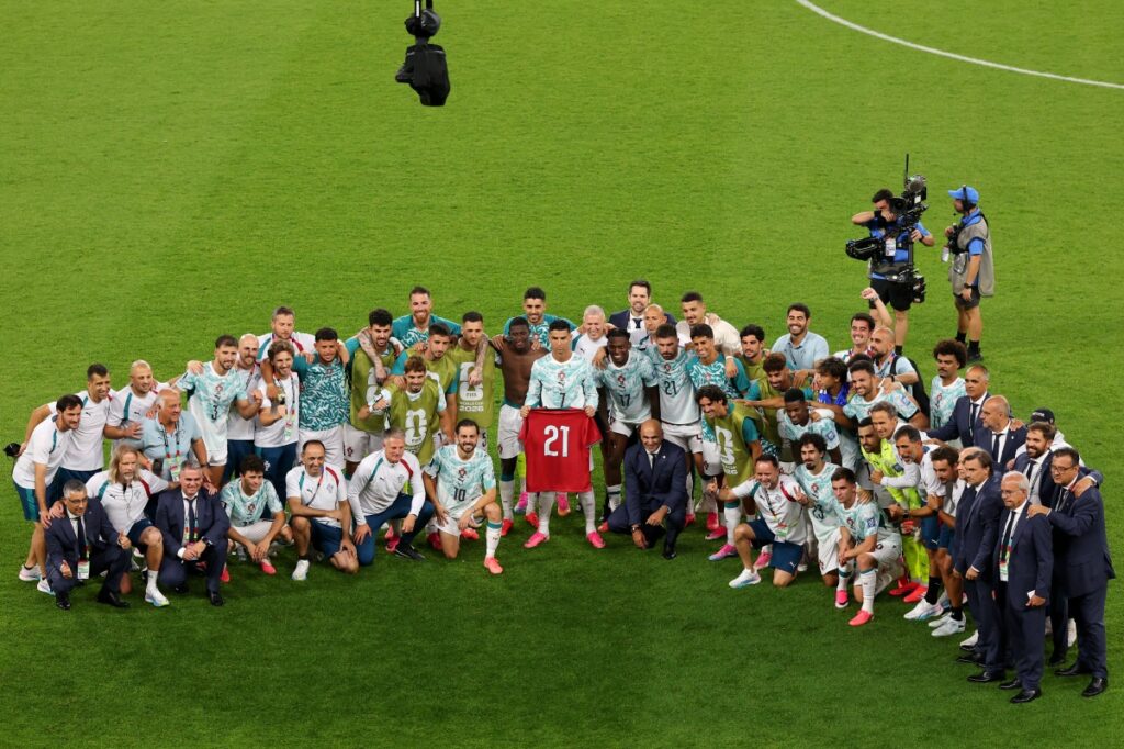 apos-classificacao,-jogadores-de-portugal-homenageiam-diogo-jota