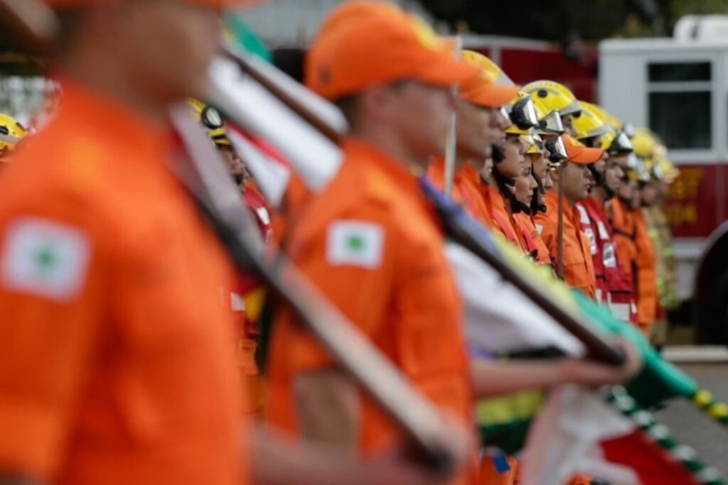 Concurso dos Bombeiros do DF tem validade ampliada para 2 anos concurso-dos-bombeiros-do-df-tem-validade-ampliada-para-2-anos