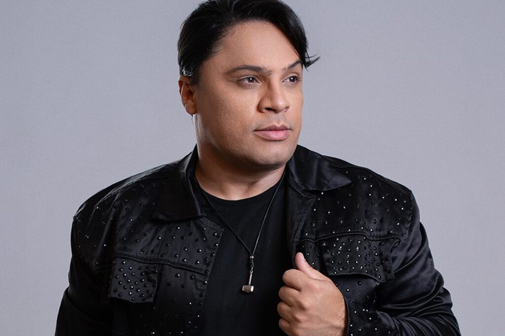 Filho do cantor Neto Araújo sofre acidente ao seguir para o velório filho-do-cantor-neto-araujo-sofre-acidente-ao-seguir-para-o-velorio