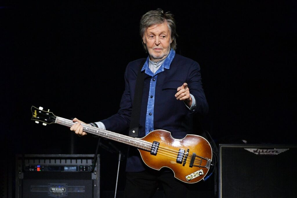 paul-mccartney-vai-cantar-no-casamento-de-taylor-swift,-diz-jornal