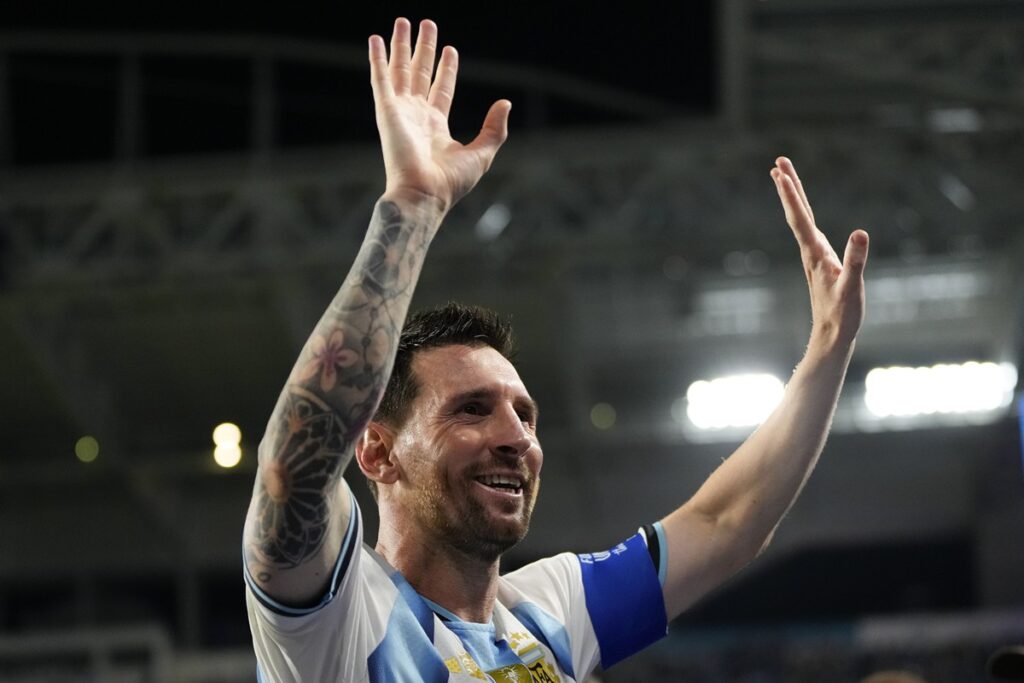 Messi responde a Mbappé e volta a liderar artilharia da Copa; veja lista messi-responde-a-mbappe-e-volta-a-liderar-artilharia-da-copa;-veja-lista