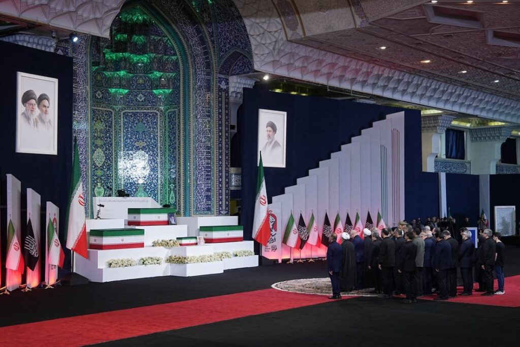 Irã inicia funeral de Ali Khamenei e tenta mostrar poder após guerra ira-inicia-funeral-de-ali-khamenei-e-tenta-mostrar-poder-apos-guerra