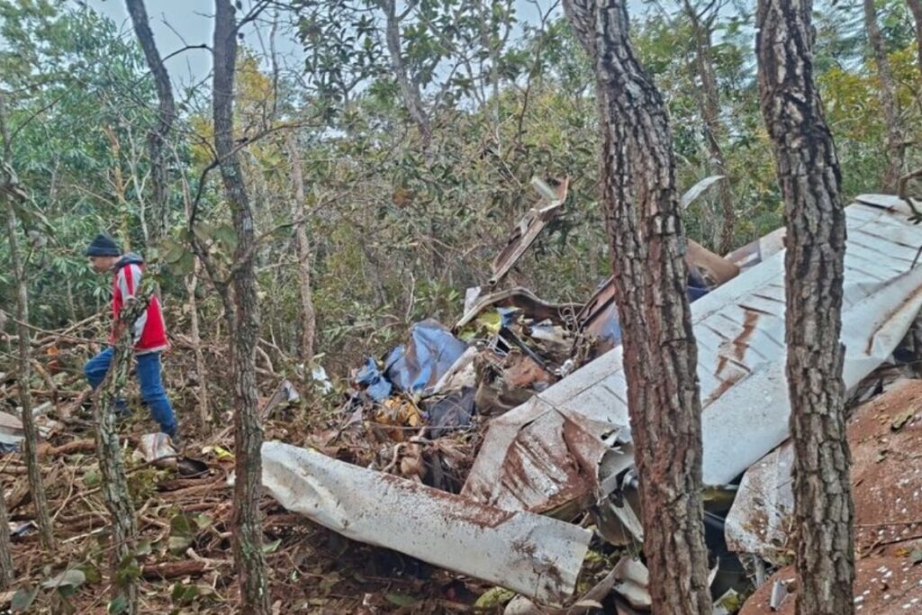 Empresa do avião que caiu no MS diz colaborar com investigação empresa-do-aviao-que-caiu-no-ms-diz-colaborar-com-investigacao