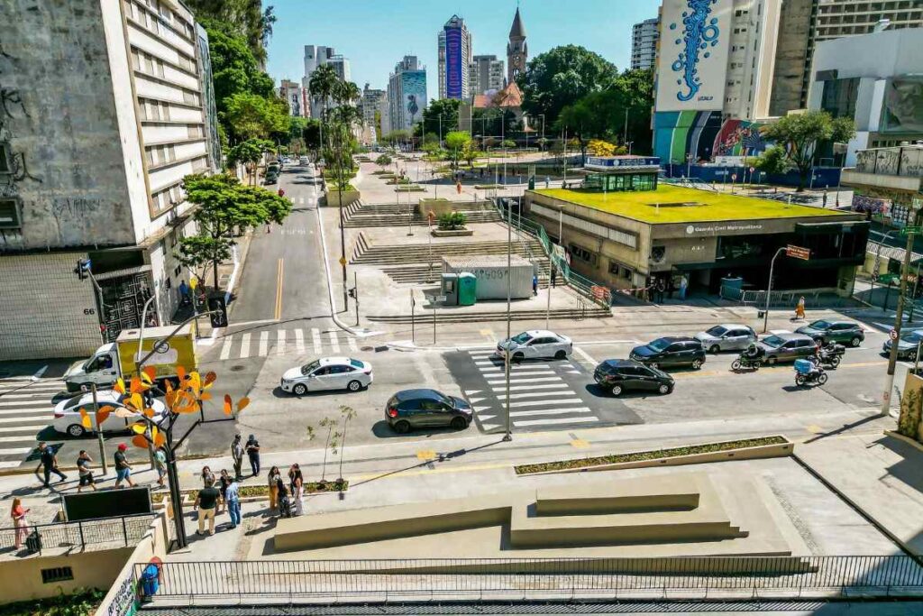 o-que-nao-pode-ser-concedido-(por-hubert-alqueres)