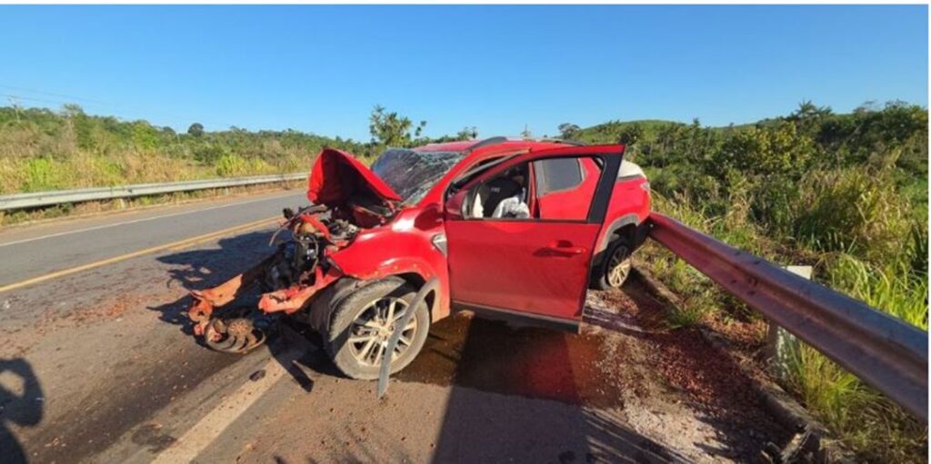 pa:-3-mulheres-morrem-apos-pneu-de-carro-furar-e-colidir-com-veiculo