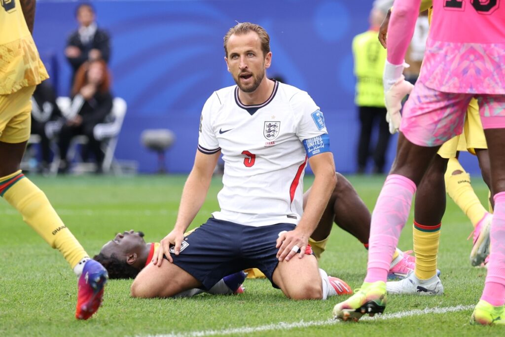 copa-do-mundo:-mexico-x-inglaterra-e-adiado-por-conta-de-fortes-chuvas