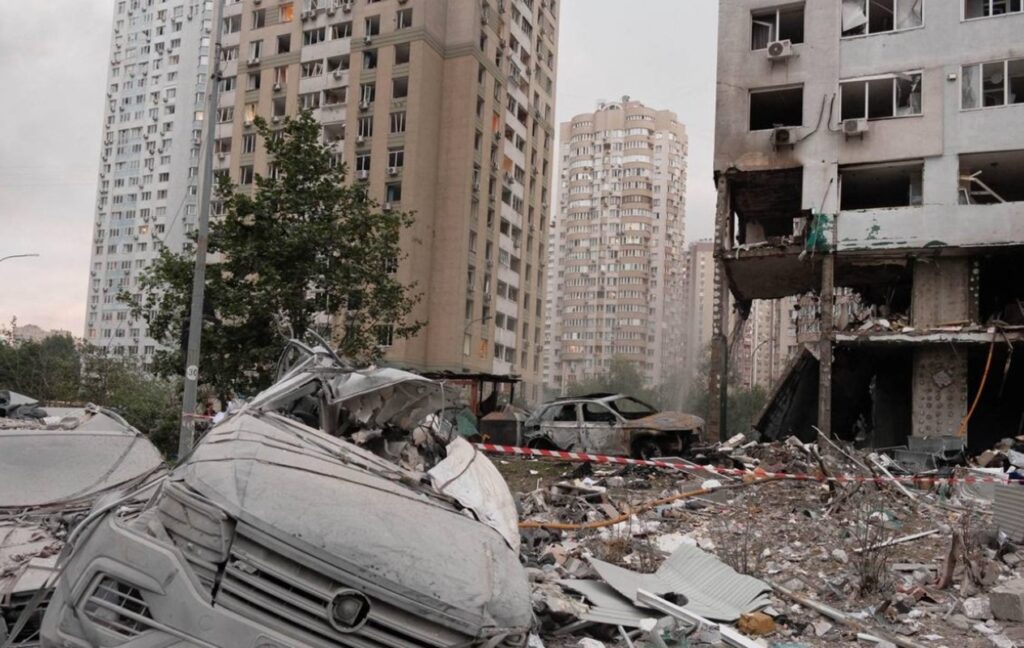 Ataque russo com drones e mísseis a Kiev deixa ao menos 14 mortos ataque-russo-com-drones-e-misseis-a-kiev-deixa-ao-menos-14-mortos