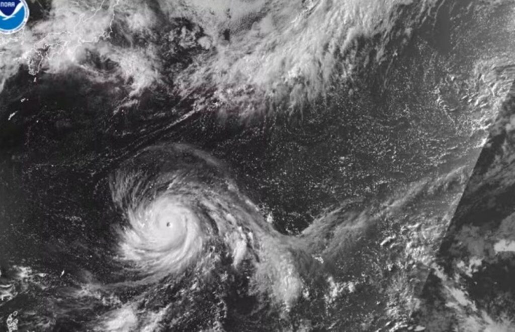 supertufao-bavi-causa-estragos-no-pacifico-com-ventos-de-ate-290-km/h