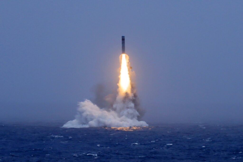 China testa míssil de submarino nuclear e preocupa países vizinhos china-testa-missil-de-submarino-nuclear-e-preocupa-paises-vizinhos
