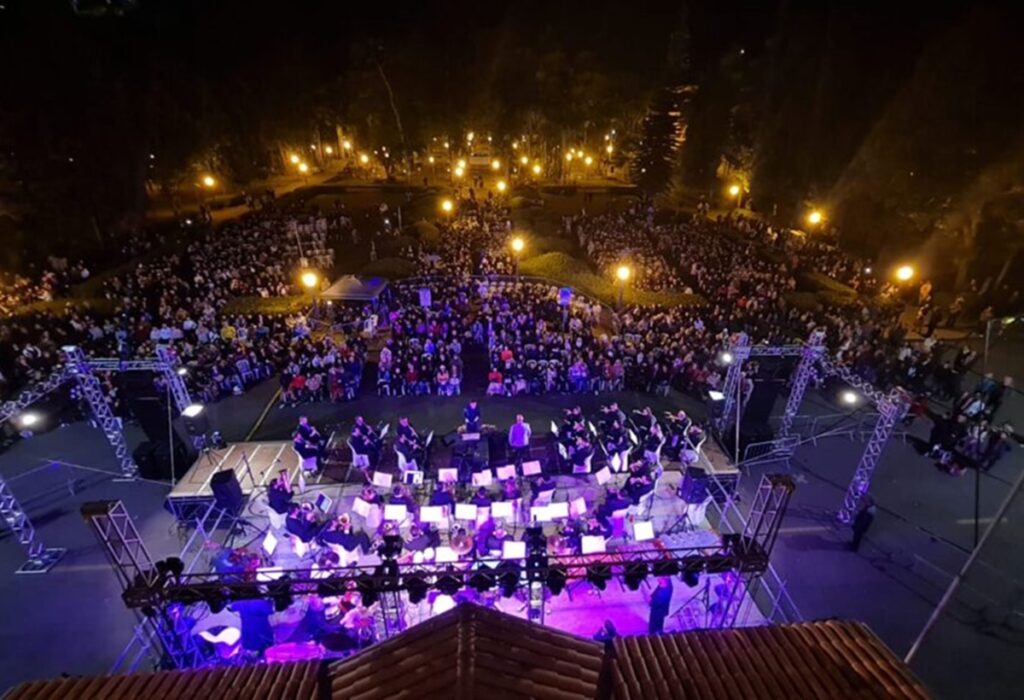 mg:-pocos-de-caldas-comemora-30-anos-de-seu-festival-de-inverno