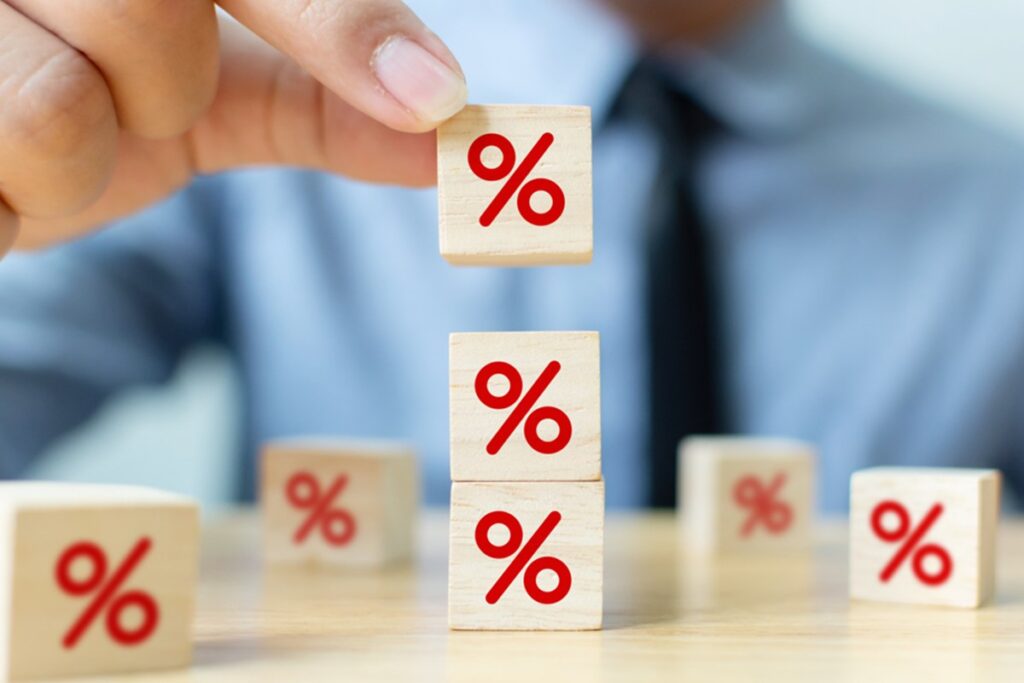 Dívida pública deslancha e economistas discutem criação de “Superteto” divida-publica-deslancha-e-economistas-discutem-criacao-de-“superteto”
