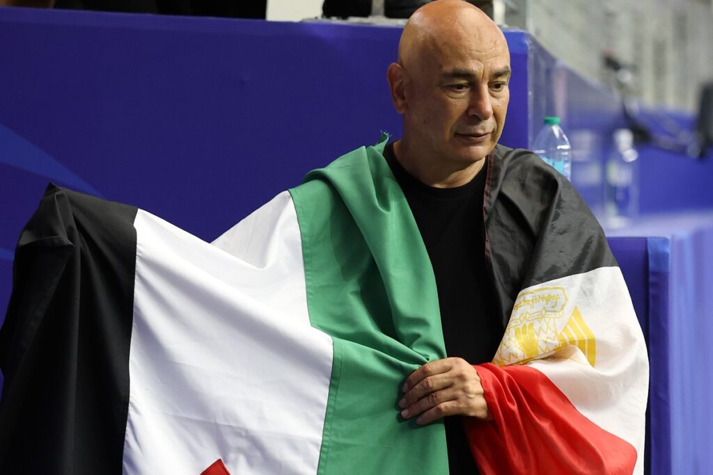 tecnico-do-egito-faz-discurso-pro-palestina-antes-de-jogo-com-argentina
