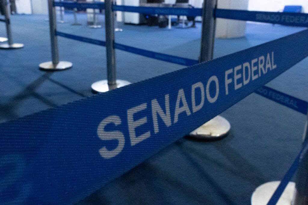 senado-inclui-partidos-no-rol-de-controle-contra-lavagem-de-dinheiro