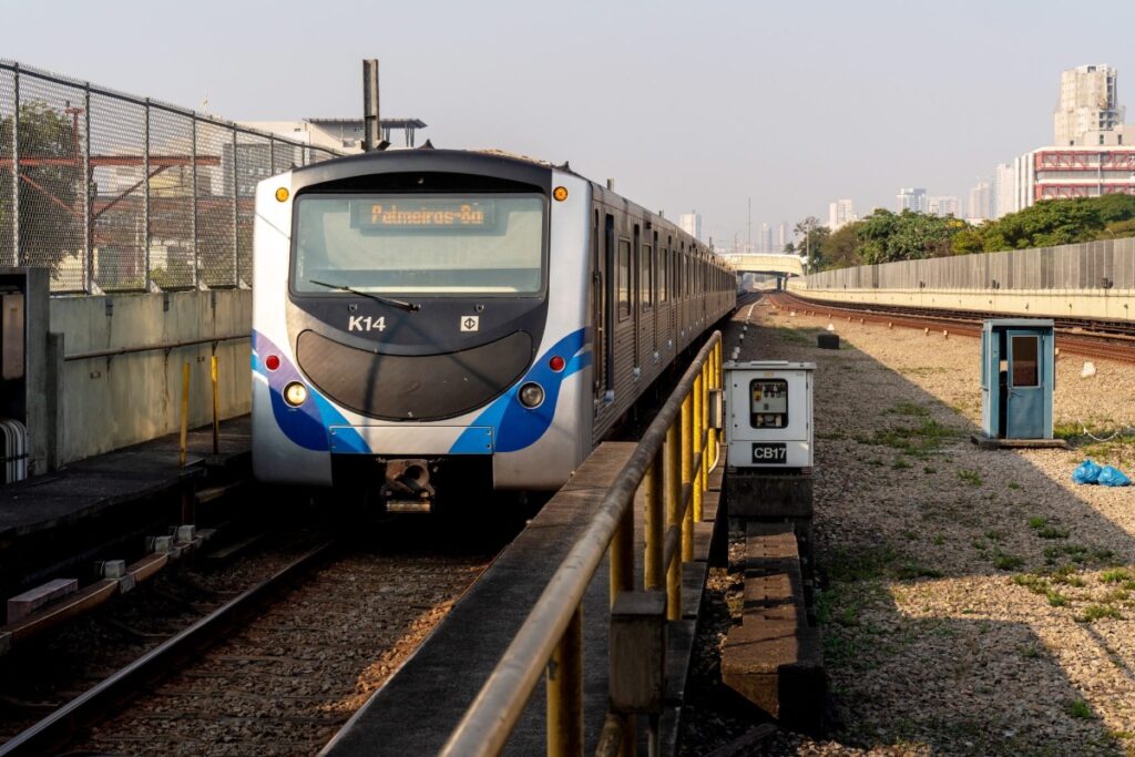 metro-e-trens-terao-operacao-especial-em-feriado-de-sao-paulo