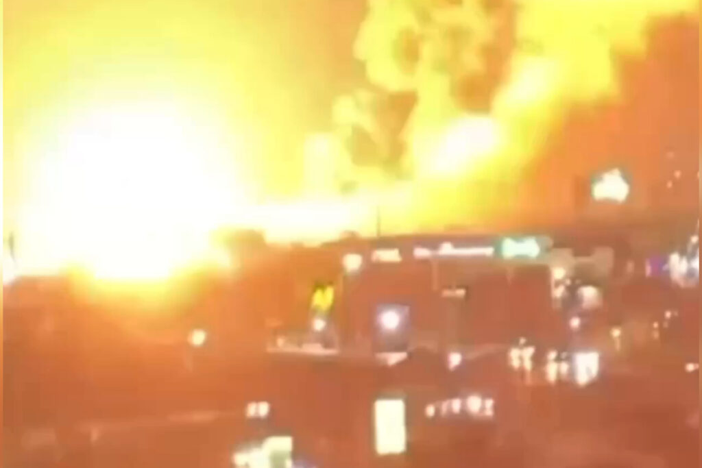 Vídeos mostram explosões no Irã após nova onda de ataques dos EUA videos-mostram-explosoes-no-ira-apos-nova-onda-de-ataques-dos-eua