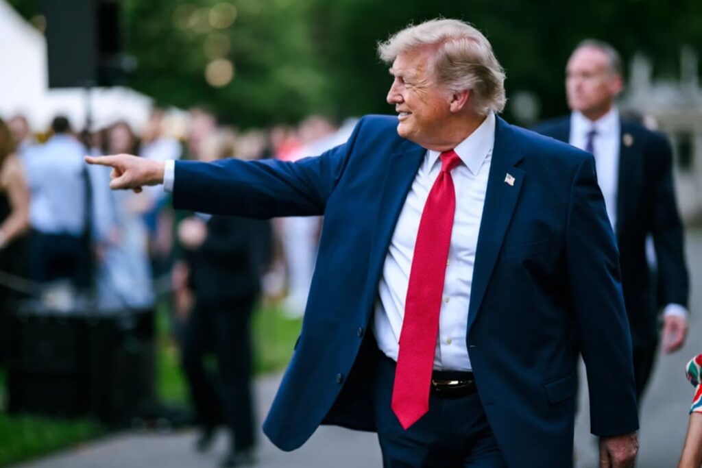 trump-diz-que-acordo-de-cessar-fogo-com-o-ira-“acabou”