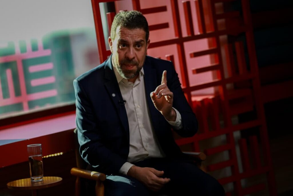 Boulos diz que eleição de 2026 será “Lula contra Trump” boulos-diz-que-eleicao-de-2026-sera-“lula-contra-trump”