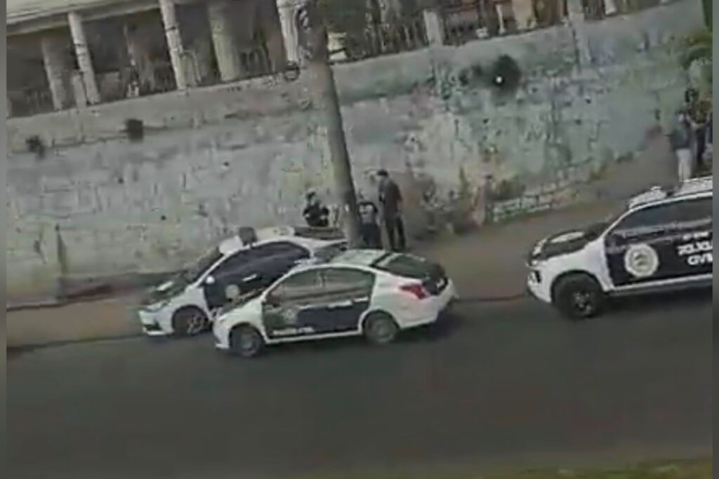 ataque-de-criminosos-deixa-dois-policiais-baleados-na-avenida-brasil