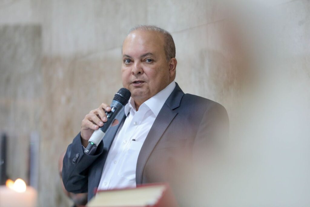 ibaneis-rocha-desiste-de-candidatura-ao-senado:-“quero-descansar”