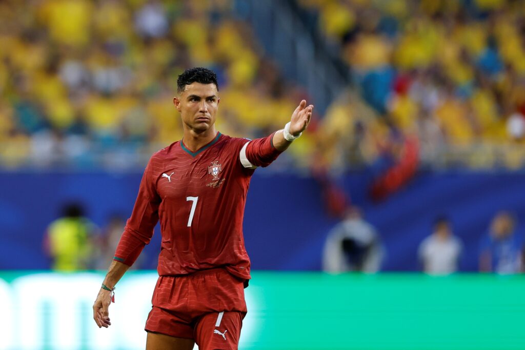 Cristiano Ronaldo posta mensagem após eliminação na Copa do Mundo cristiano-ronaldo-posta-mensagem-apos-eliminacao-na-copa-do-mundo