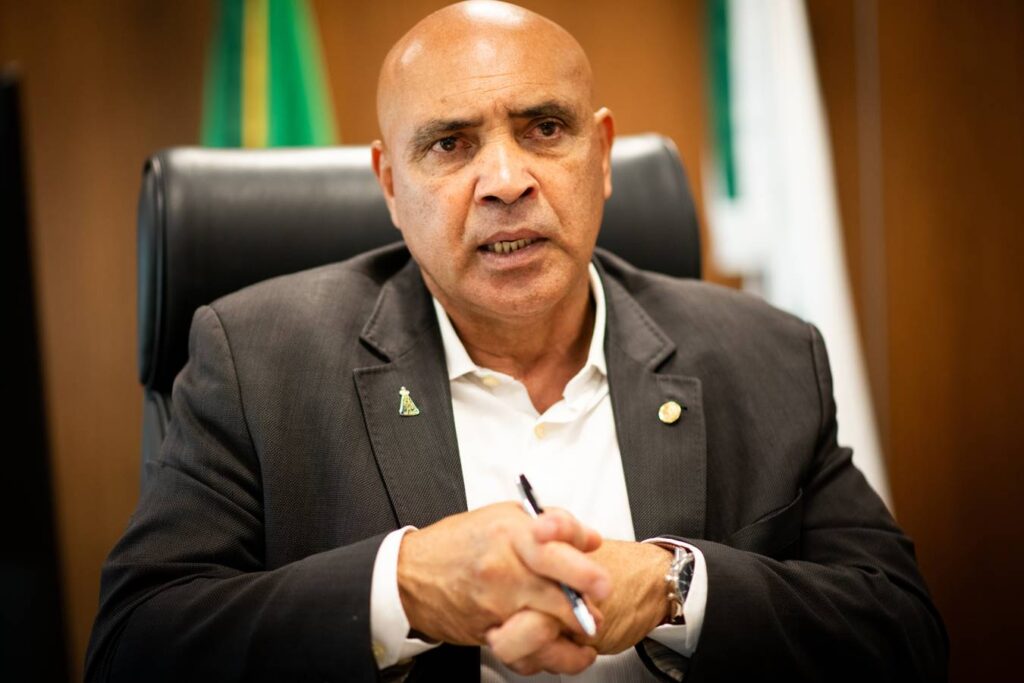 wellington-luiz-sobre-ibaneis-desistir-do-senado:-“reorganizar-o-partido”