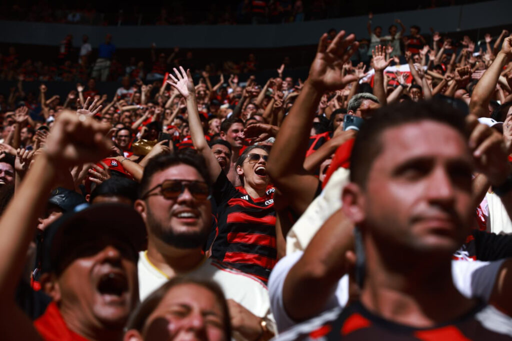 Flamengo x Olimpia: Rubro-Negro lidera média de público no Brasileirão flamengo-x-olimpia:-rubro-negro-lidera-media-de-publico-no-brasileirao