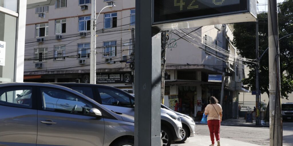 Bombeiros do Rio lançam Plano de Contingência para impactos do El Niño bombeiros-do-rio-lancam-plano-de-contingencia-para-impactos-do-el-nino