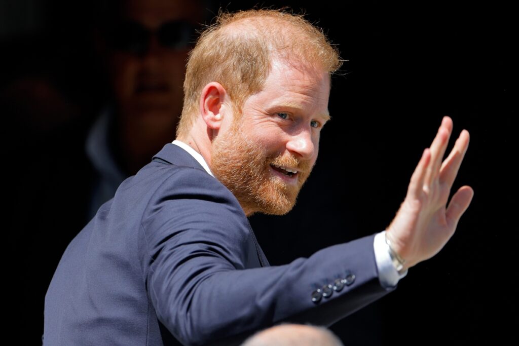 harry-atua-nos-bastidores-para-levar-meghan-e-filhos-ao-reino-unido
