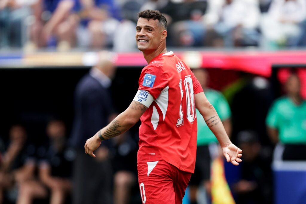 Capitão da Suíça, Xhaka afirma ser um privilégio jogar contra Messi capitao-da-suica,-xhaka-afirma-ser-um-privilegio-jogar-contra-messi