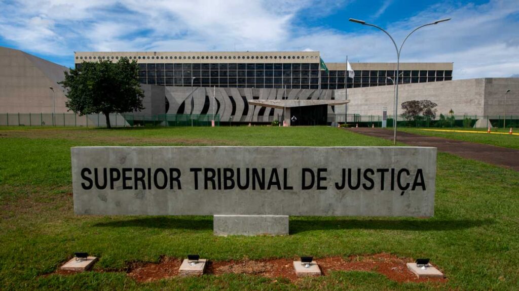 stj-decide-que-planos-sao-obrigados-a-cobrir-cirurgia-de-feminizacao