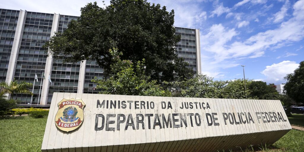 pf-mira-empresario-suspeito-de-intimidar-jornalistas-no-caso-master