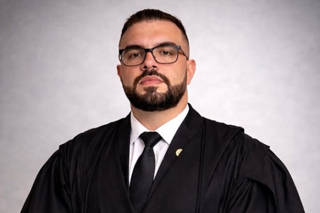 Advogado que brigou com agente do Detran foi alvo de medida protetiva advogado-que-brigou-com-agente-do-detran-foi-alvo-de-medida-protetiva