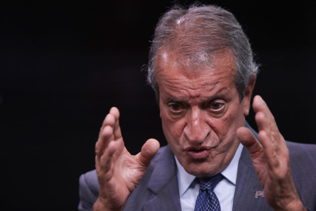 dino:-servidores-atuavam-como-“longa-manus”-de-valdemar-na-camara