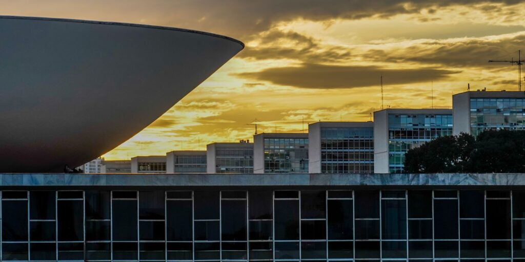 Congresso entra em recesso com projetos pendentes para o 2º semestre congresso-entra-em-recesso-com-projetos-pendentes-para-o-2o-semestre
