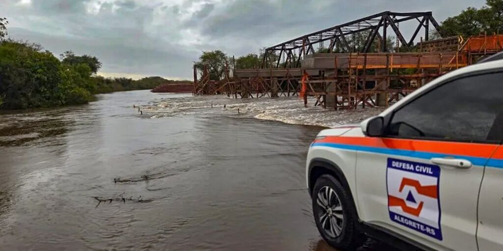 Tempestade e granizo causam prejuízo a 43 municípios no RS tempestade-e-granizo-causam-prejuizo-a-43-municipios-no-rs