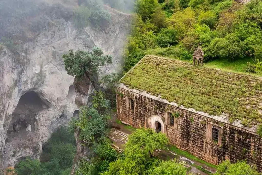 Cavada à mão geração após geração nas encostas de um desfiladeiro, uma aldeia armênia chegou a ter 8 mil moradores empilhados em quase 2 mil grutas, onde o teto de uma casa era o quintal do vizinho de cima
