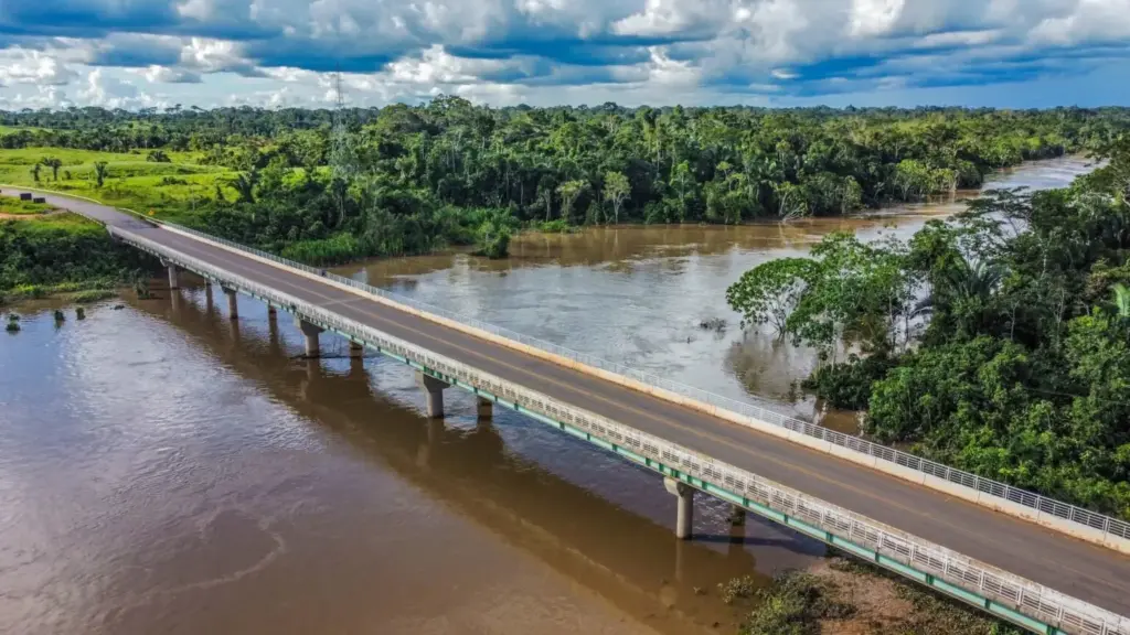 Alerta aos motoristas na BR-364: Dnit oficializa prorrogação de estado de emergência na ponte do Caeté Alerta aos motoristas na BR-364: Dnit oficializa prorrogação de estado de emergência na ponte do Caeté