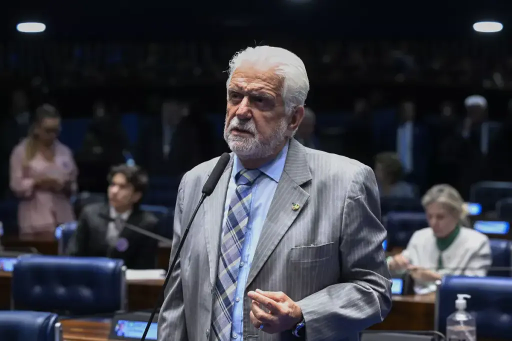 Terreno de Jaques Wagner valorizou 11.400% após rodovia projetada por ele