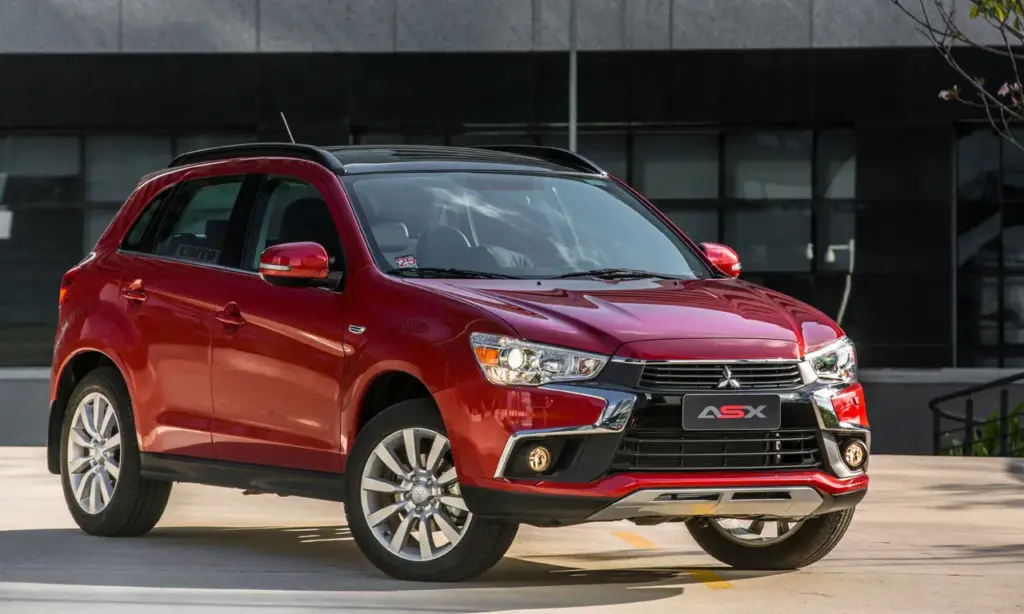 Mitsubishi ASX 2016 virou SUV japonês fora do radar: motor 2.0 de 160 cv, câmbio CVT, construção robusta, porta-malas de 415 litros e preço perto de R$ 72 mil entre os usados