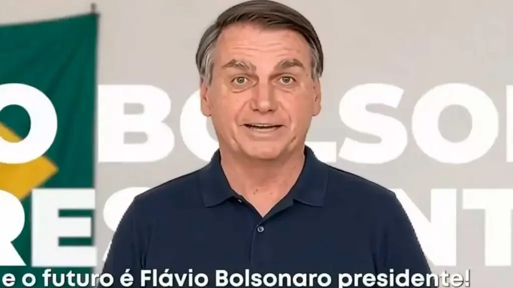 Moraes dá 48 horas para Bolsonaro explicar vídeo criado por IA e decisão pode levar à volta ao regime fechado ou a punições eleitorais contra Flávio e o PL