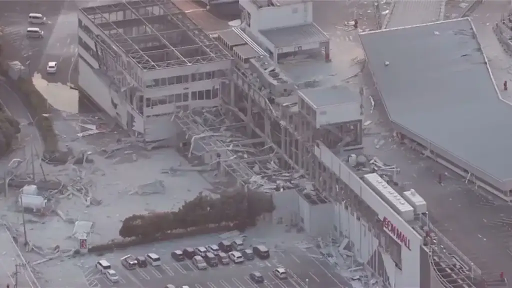 Desabamento de shopping após terremoto deixa mortos no Japão, diz emissora