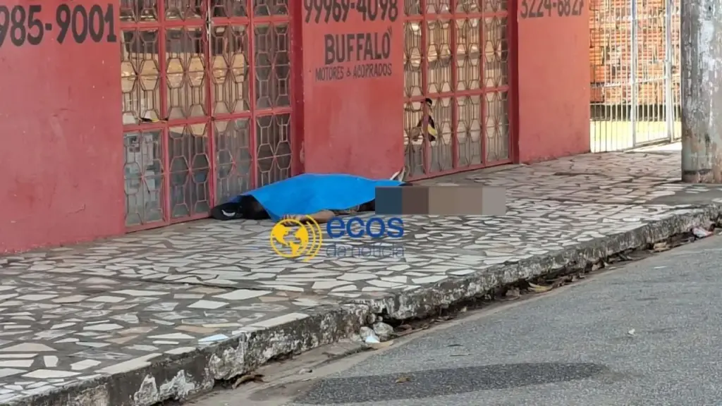 Morador em situação de rua é encontrado morto em calçada no Segundo Distrito de Rio Branco