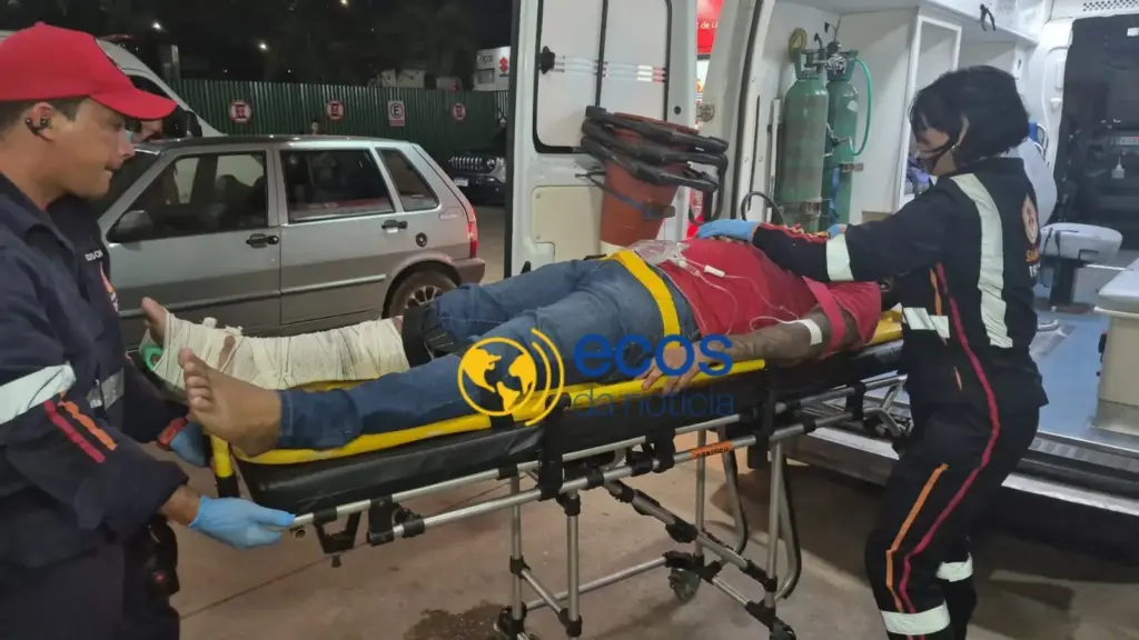 Jovem sem habilitação fica ferido após causar colisão em cruzamento de Rio Branco Jovem sem habilitação fica ferido após causar colisão em cruzamento de Rio Branco