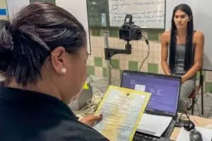 Jovem trans de Rodrigues Alves emite novo RG durante Projeto Cidadão Jovem trans de Rodrigues Alves emite novo RG durante Projeto Cidadão