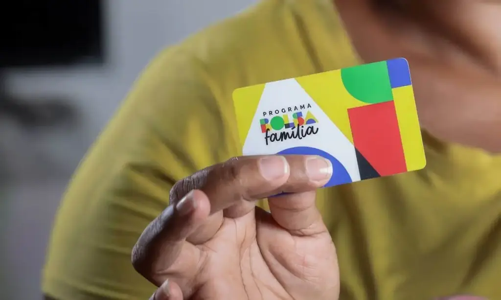 Beneficiários com NIS de final 8 recebem Bolsa Família de julho