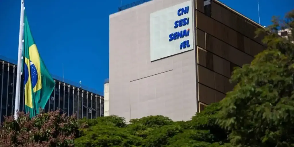 CNI mantém projeção de alta de 2% do PIB para este ano