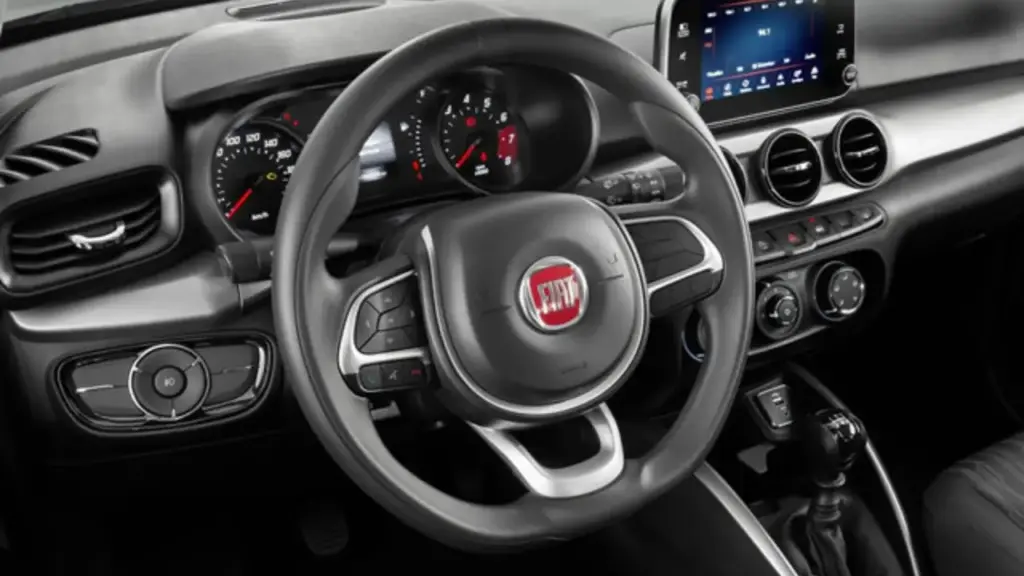 Ele custa cerca de R$ 60 mil, possui motor Firefly, consumo de até 14,7 km/l e 300 litros de porta-malas, manutenção acessível e mecânica confiável; saiba se vale a pena comprar um Fiat Argo Drive 1.3 2020 usado