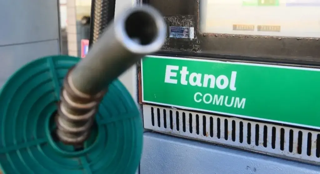 Mesmo com queda recorde no preço médio, Acre registra o litro de etanol mais caro do Brasil, aponta ANP Mesmo com queda recorde no preço médio, Acre registra o litro de etanol mais caro do Brasil, aponta ANP