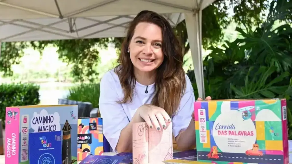 Ela deixou o emprego para fundar sua própria marca: Ex-diretora de RH investe R$ 900 mil para criar marca de jogos educativos, projeta faturar R$ 1,3 milhão e levará projeto a 21 escolas públicas