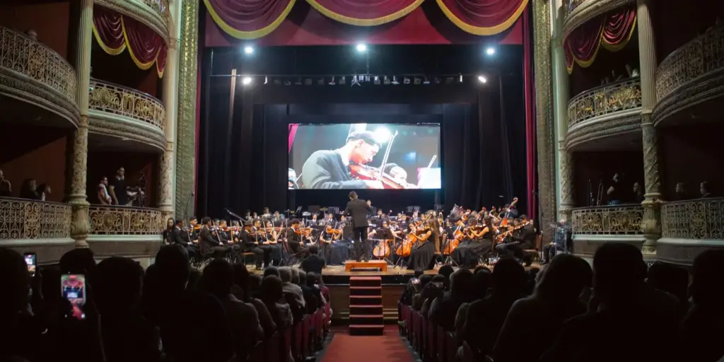 Da periferia para o mundo: concerto marca 20 anos de projeto no Recife Da periferia para o mundo: concerto marca 20 anos de projeto no Recife